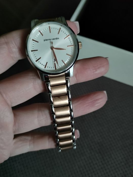 Zegarek damski z datownikiem Pierre Cardin Alfort