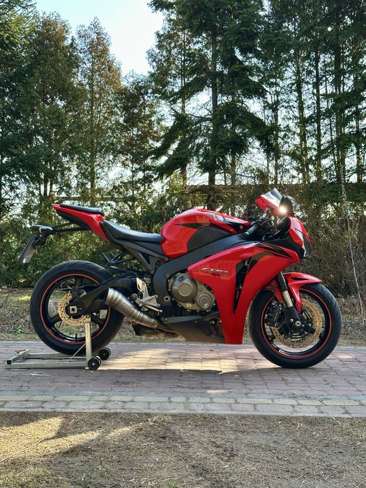 Honda CBR 1000RR sc59 FireBlade LeoVince