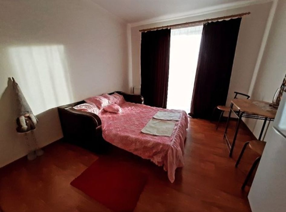 Сдам квартиру посуточно и почасово Харьков.Хтз.Масельского.Косарева 25