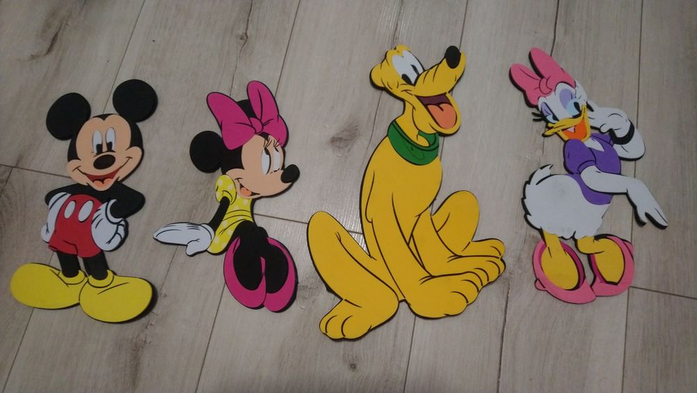 Dekoracja na ścianę Minnie Micky Pluto Daisy Kubus Puchatek