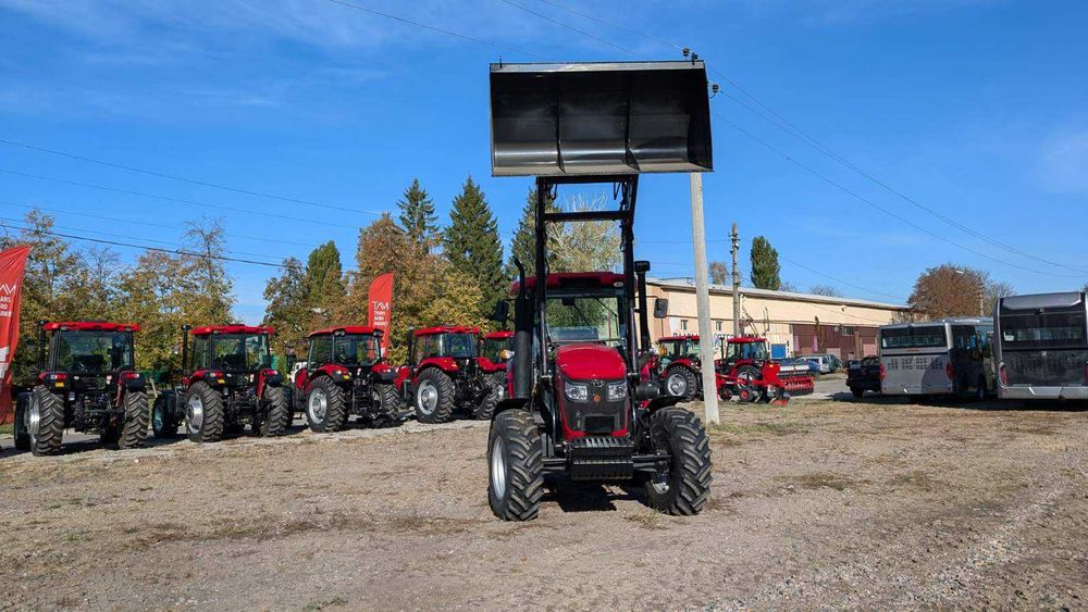 Навантажувач Фронтальний BEROMET до траткорів YTO LOVOL МТЗ ДТЗ і інші