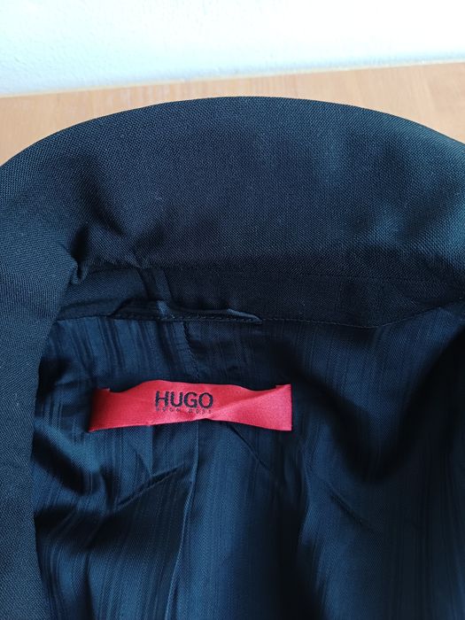 Оригинальный черный пиджак HUGO BOSS микрошерсть 52