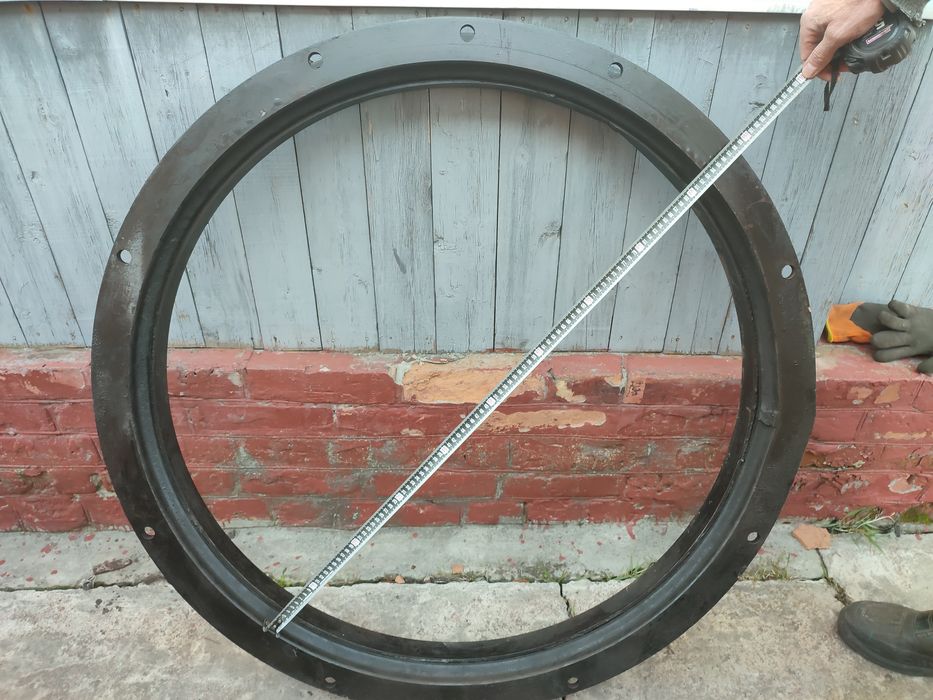 Поворотный круг прицепа  НефАЗ ГКБ 8350  8527 новый  пр -во СССР