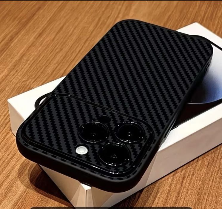 Чохли на iPhone 15 pro
