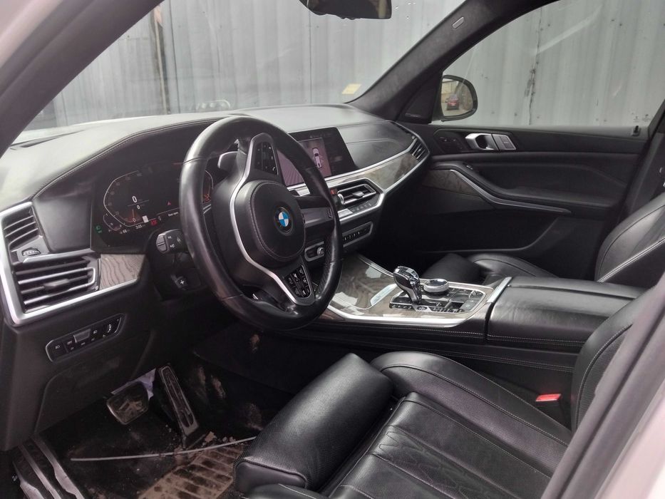 Розборка BMW X7 G07 2019 xDrive запчастини разборка БМВ Х7 Г07 двигун диски двері капот фара