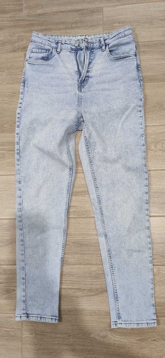 Джинси жіночі різні моделі