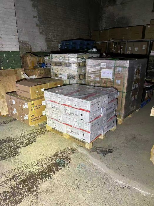 Гибридные Солнечные Инверторы SKE-6.2 10.2кВт и LiFePO4 батареи 5-10кВ