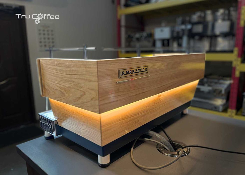 Ekspres do kawy La Marzocco 3GR Wood Style