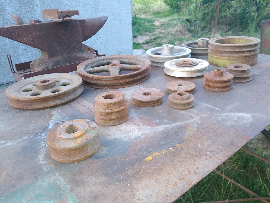 Шківи СССР стальні легкосплавні під шпонку