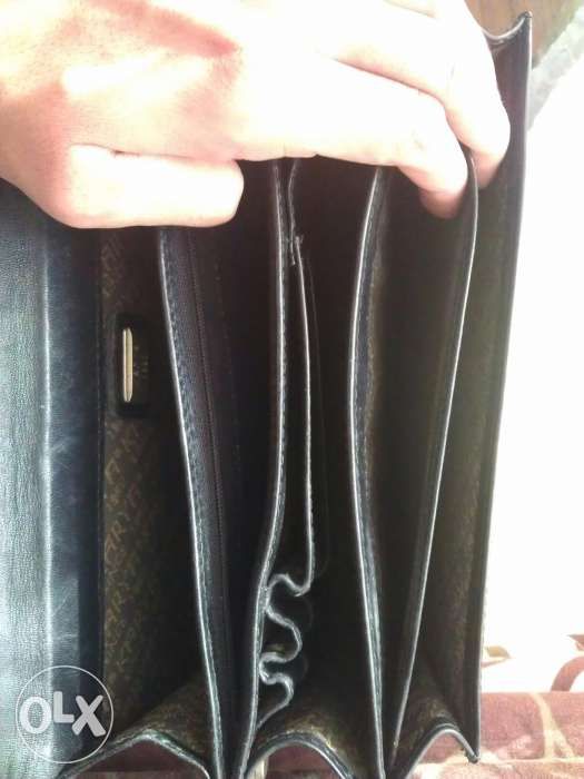 KARYA.Барсетка очень мягкая