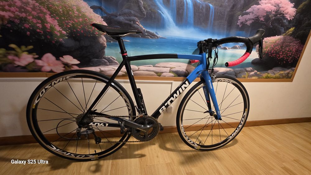 Bicicleta de estrada cosmic,  como nova