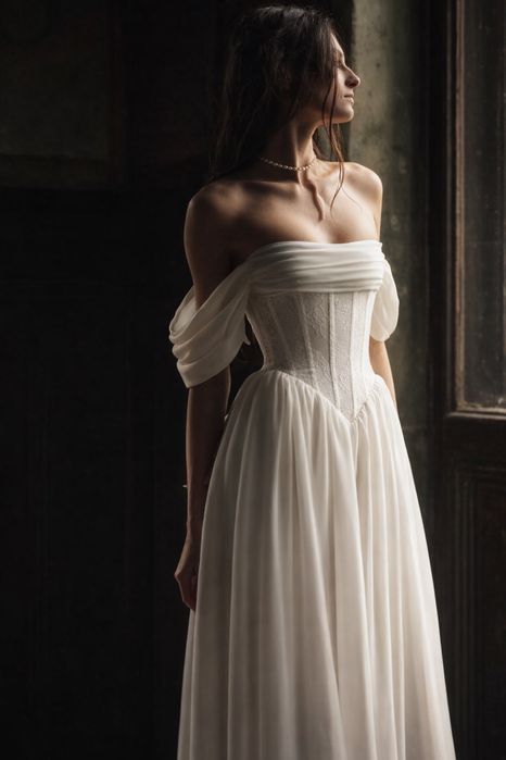 Весільна сукня MILKY FLOWER