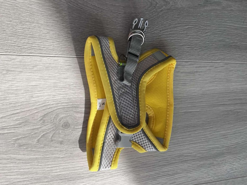 Продам нові шлейки для собаки розмір S