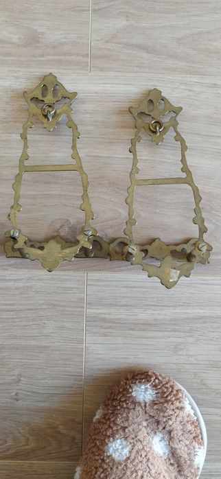 Suportes de parede em bronze
