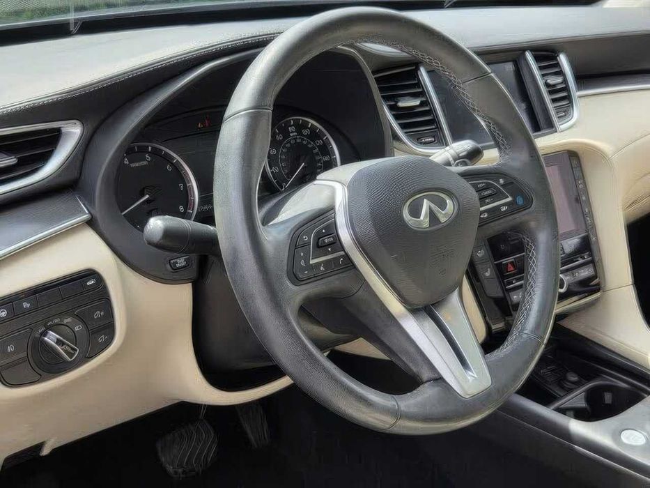 Infiniti Qx50      2022