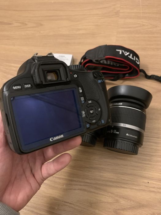 Canon Rebel T2i + Lente 18-55 + Lente 50 + 2 baterias