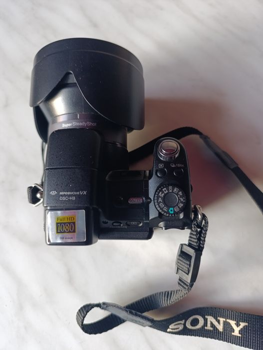 Фотоапарат Sony DSC-H9