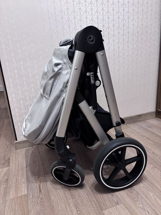 Cybex Balios S Lux 2024 Stone Grey прогулянка