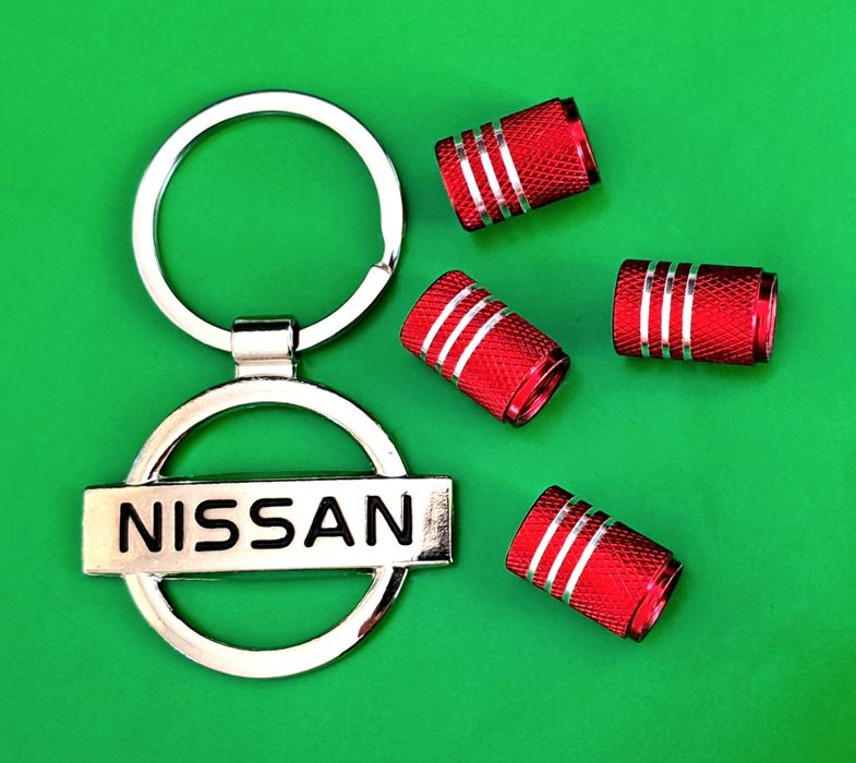 *NOWY* Breloczek NISSAN + Nakrętki na wentyle czerwone tuning