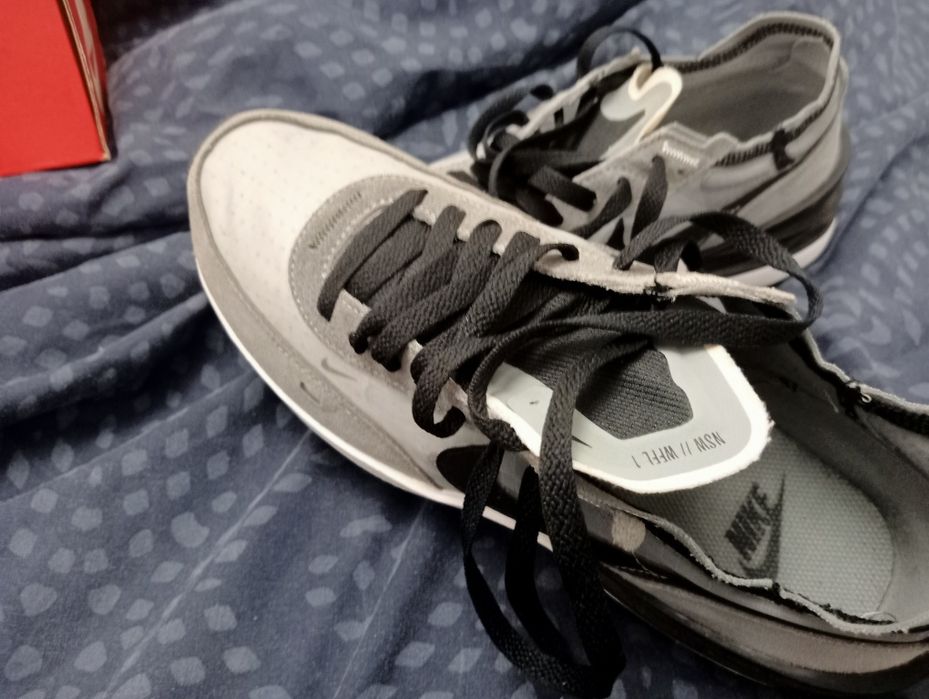 Tênis Nike como novos