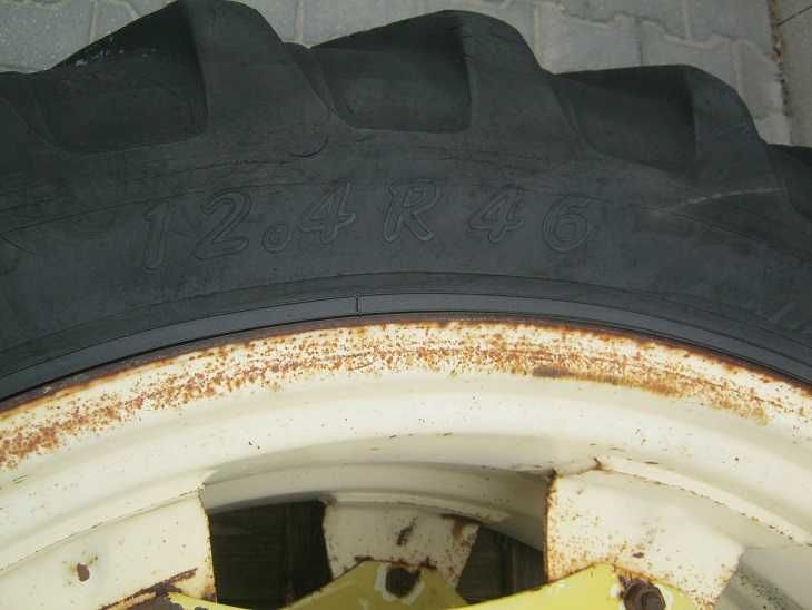 Koła do międzyrzędzi 12,4  R46