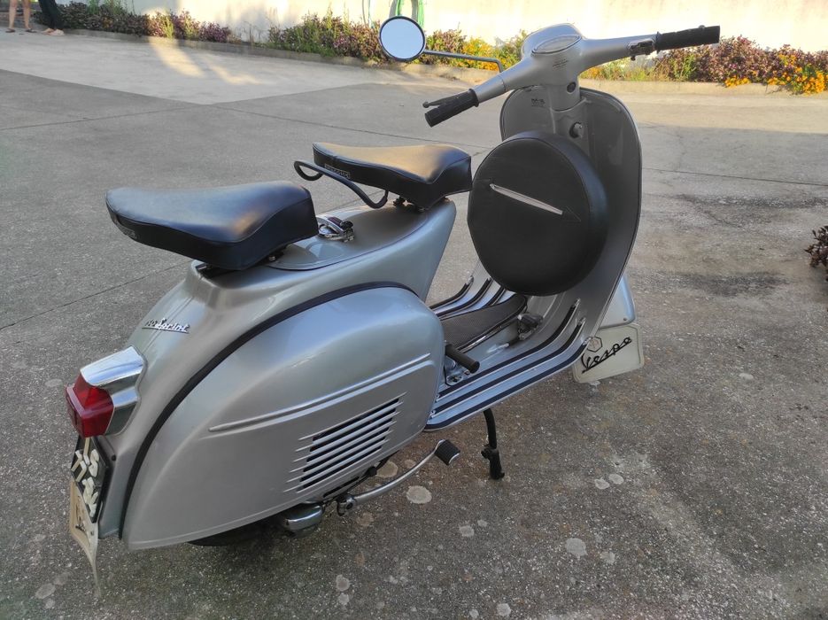 Vespa 150 sprint