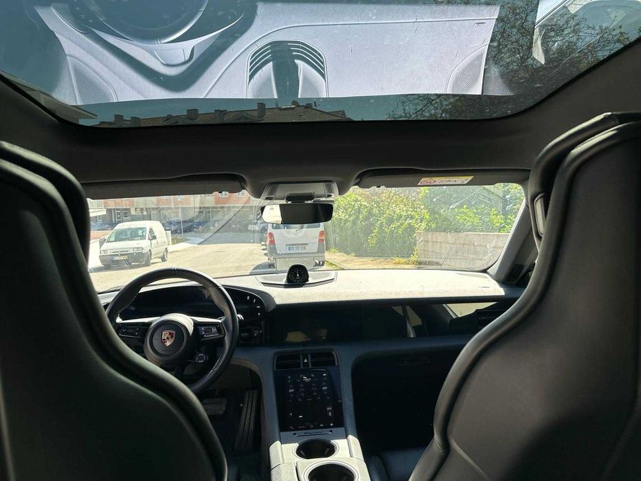 Porsche Taycan Cross Turismo — fotografia 9