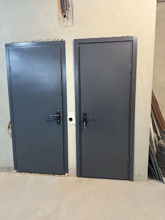 Двері вхідні металеві технічні