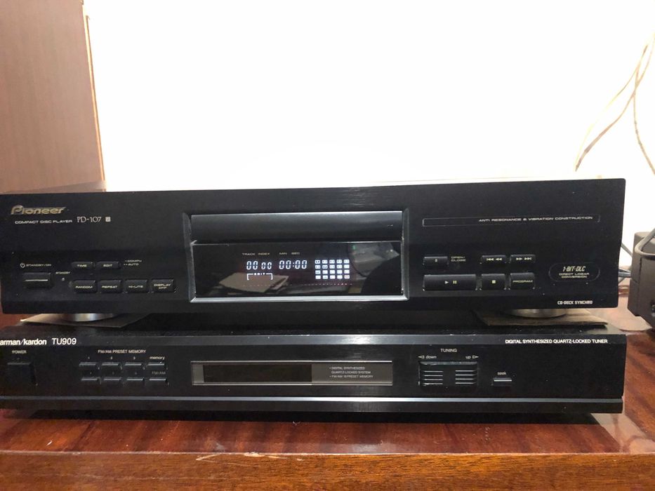 CD програвач Pioneer PD-107