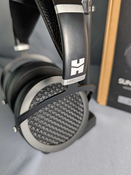 HiFiMan Sundara - słuchawki planarne otwarte - pudełko i kabel