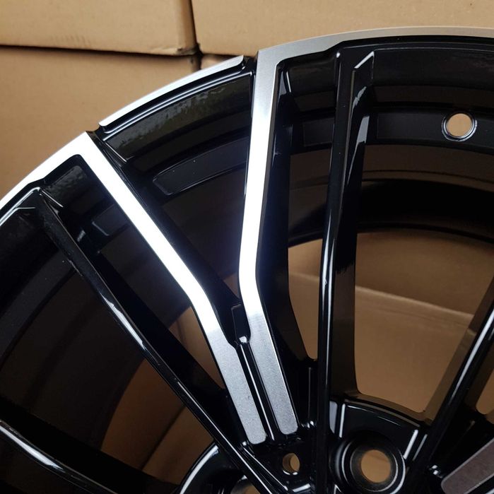 Диски На Авто R19 5x112 Різноширокі BMW i4 i5 i7 G20 G21 G30 G32 G22