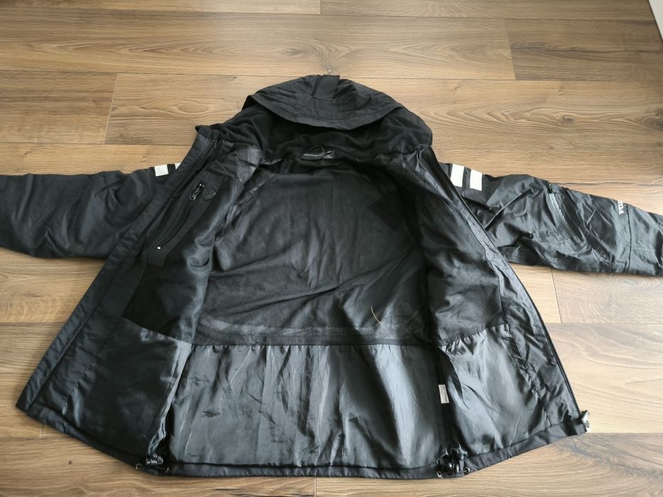 Kurtka wiatrówka Volvo nowa