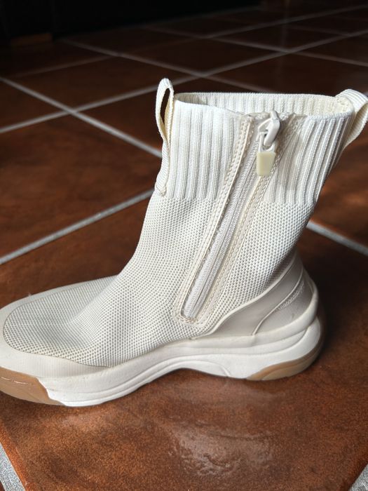 Botas bege elásticas Zara n° 34