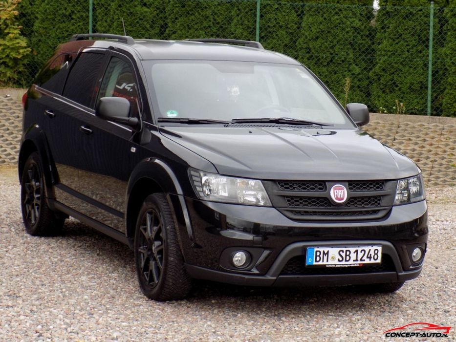 Fiat Freemont BLACK CODE 170KM 4x4 Skora Navi Kamera