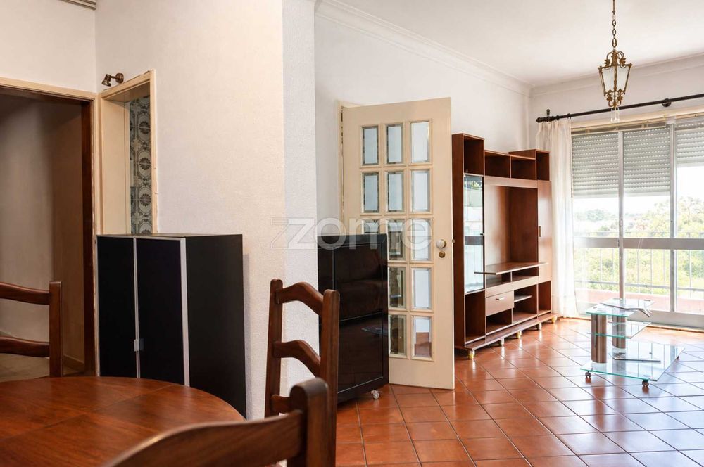 Apartamento T2 Pólo Universitário