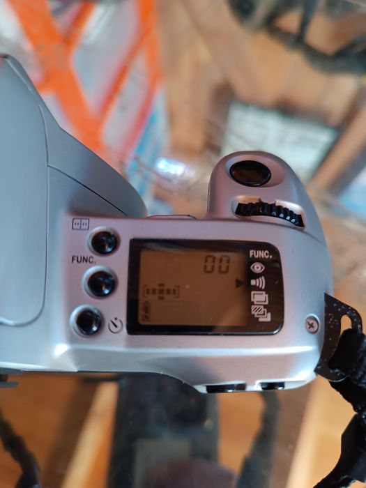 Cânon EOS 300 analógica