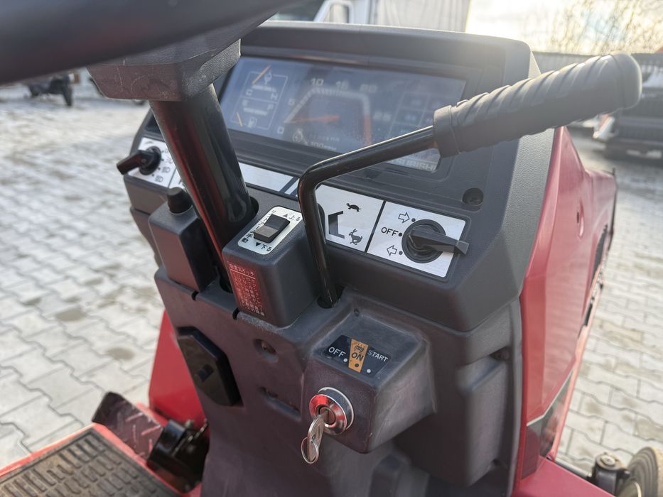 Японський трактор Mitsubishi MT18