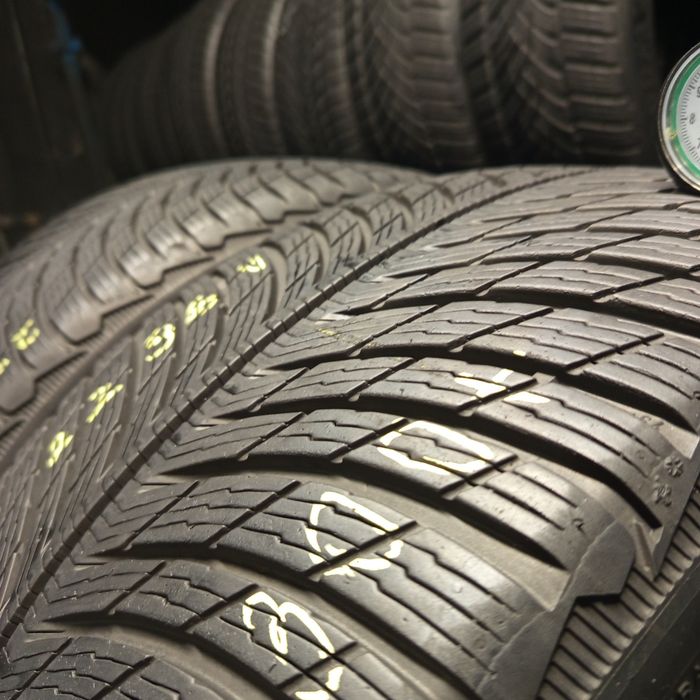 255/35/R19 Michelin Pilot Alpin 5
