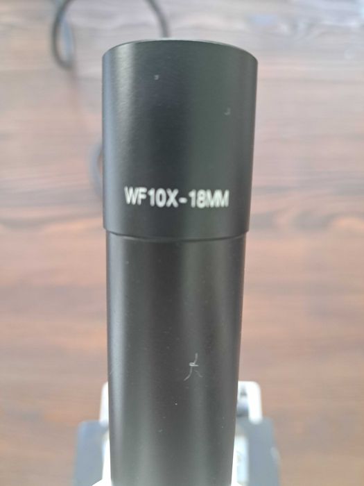 Microscópio Monocular MOTIC SFC-100 Series
