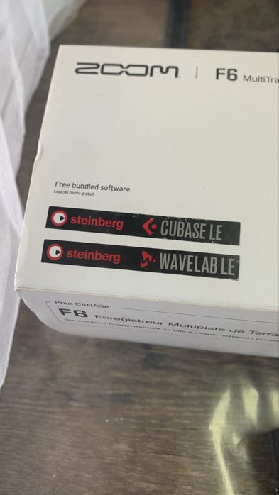 Аудіо рекордер диктоф Zoom F6  Multitrack Digital Audio Field Recorder