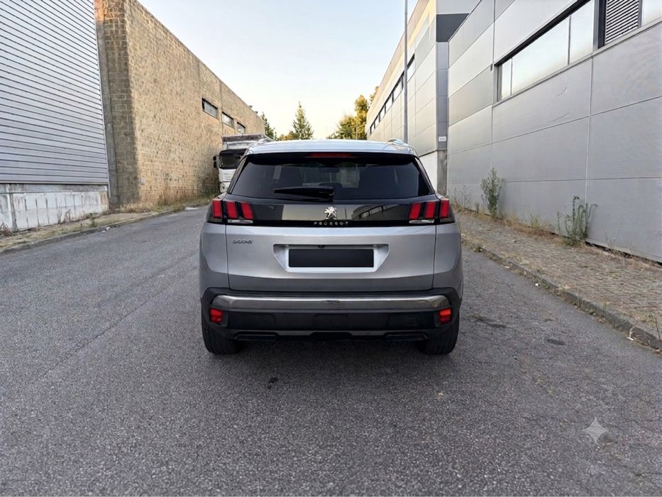 Peugeot 3008 1.2 130cv Allure