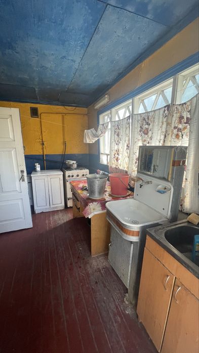 Продаж  будинку смт Піщане
