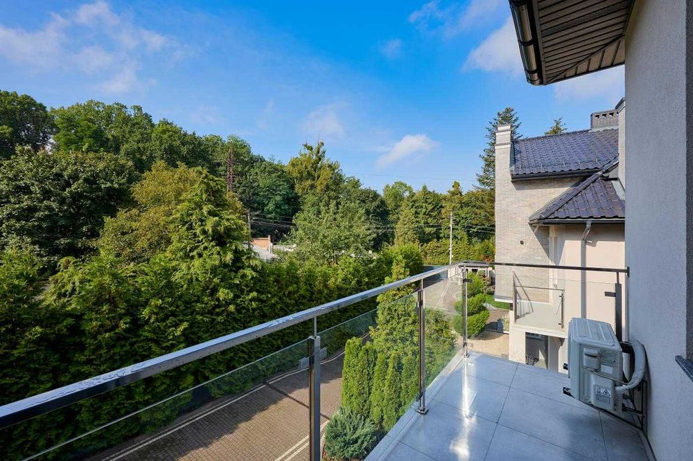 Продаж будинку / дуплекс/ з дизайн. ремонтом /Личаківський р-н / Львів