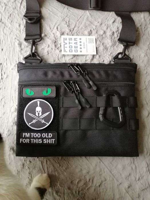 Сумка через плечо с велкро полем панелью липучкой для патчей шевронов