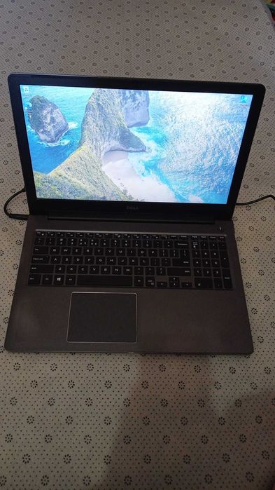 Dell Vostro 5568 15.6" Laptop