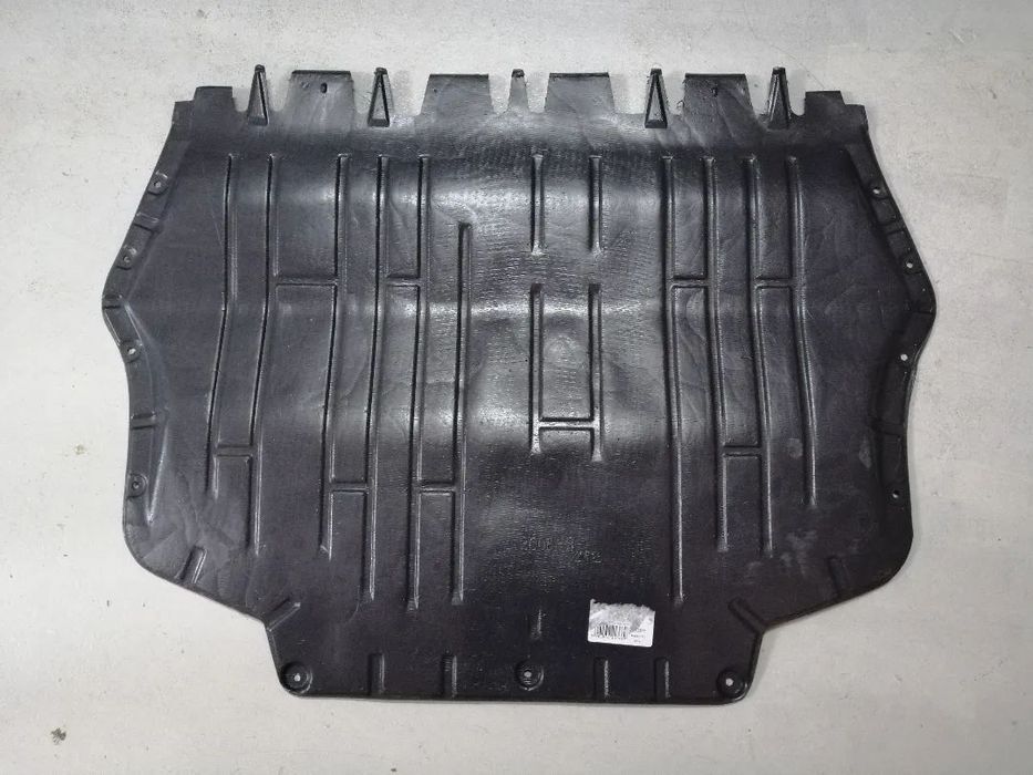 Blindagem plástica do motor Vw Golf V Audi A3 8P Seat Skoda NOVA