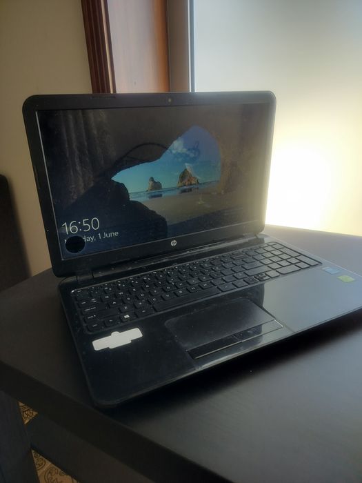 Portátil HP Core i5 – 15.6” | 4GB RAM | 112GB | 2GB Gráfica