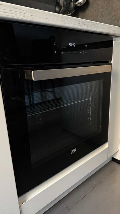 Piekarnik do zabudowy Beko BIM24400BCS | NOWE GRZAŁKI