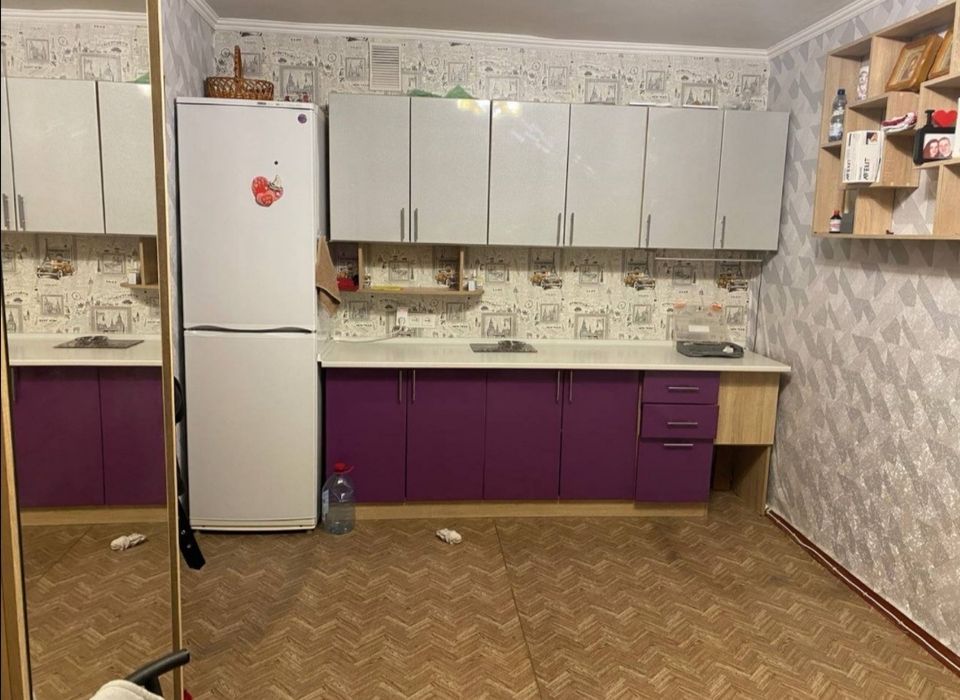 Здається кімната в гуртожитку