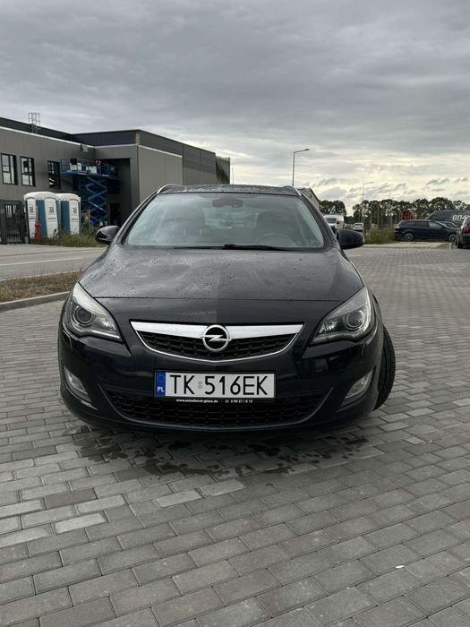 Opel Astra uszkodzony silnik 2.0 cdti 165KM
